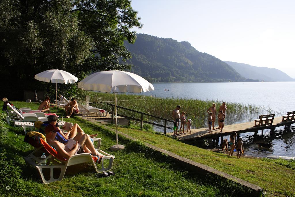 Seehaus Karantanien Am Ossiacher See Eksteriør billede